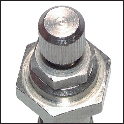 Detailansicht: mit Rändelschraube und Kontermutter