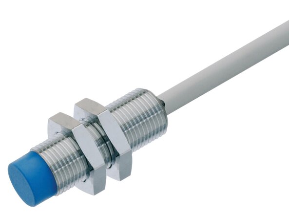Exemplarische Darstellung: Induktiver Näherungsschalter, nicht bündig einbaubar, mit Kabel